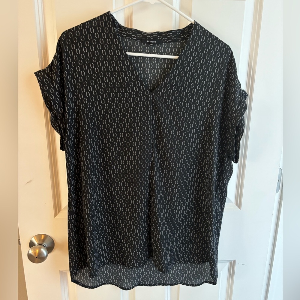 Plione Short Sleeve Blouse, Black/White, Size Medium